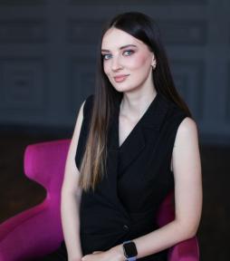 Головач Алина Николаевна